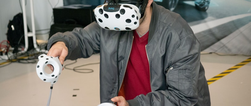 Understanding E-Glasses Display Technology and Visual Experience